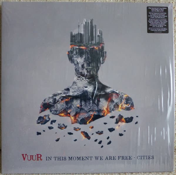VUUR – IN THIS MOMENT WE ARE ...