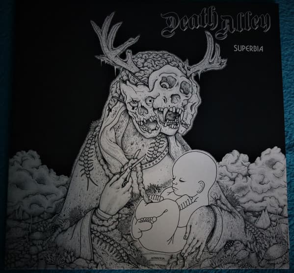 DEATH ALLEY – SUPERBIA