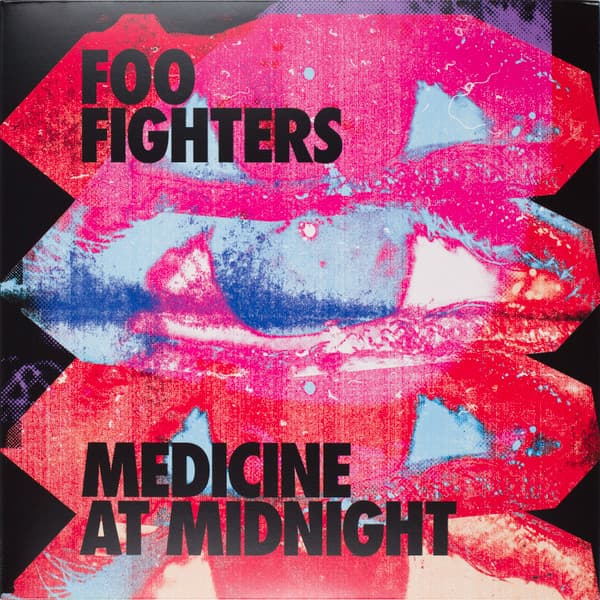 FOO FIGHTERS – MEDICINE AT MIDNIGHT
