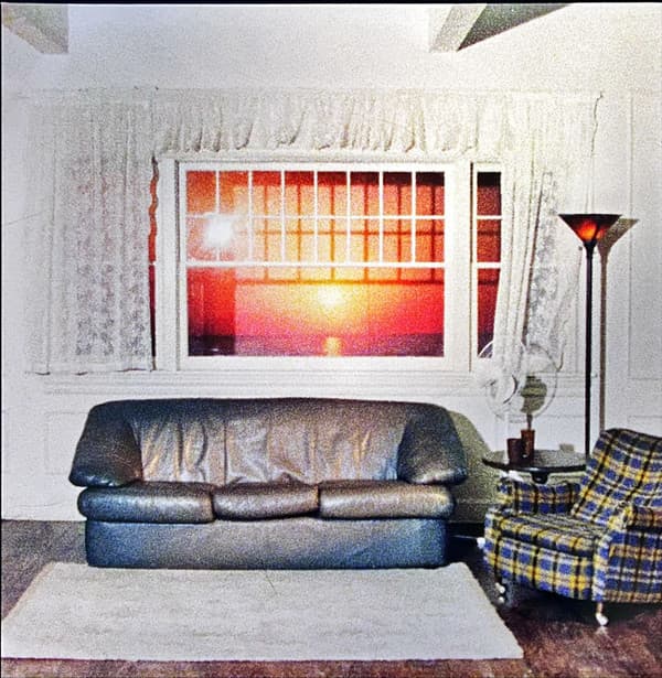 WALLOWS – WALLOWS – MODEL (140 GR 12" CLEAR-LTD.)