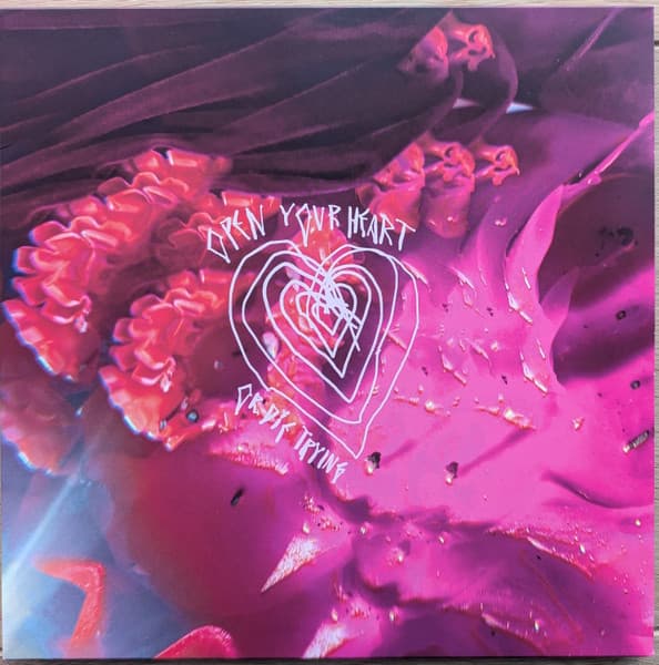 ARCADE FIRE – OPEN YOUR HEART OR DIE...