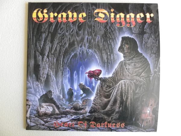 GRAVE DIGGER – HEART OF DARKNESS